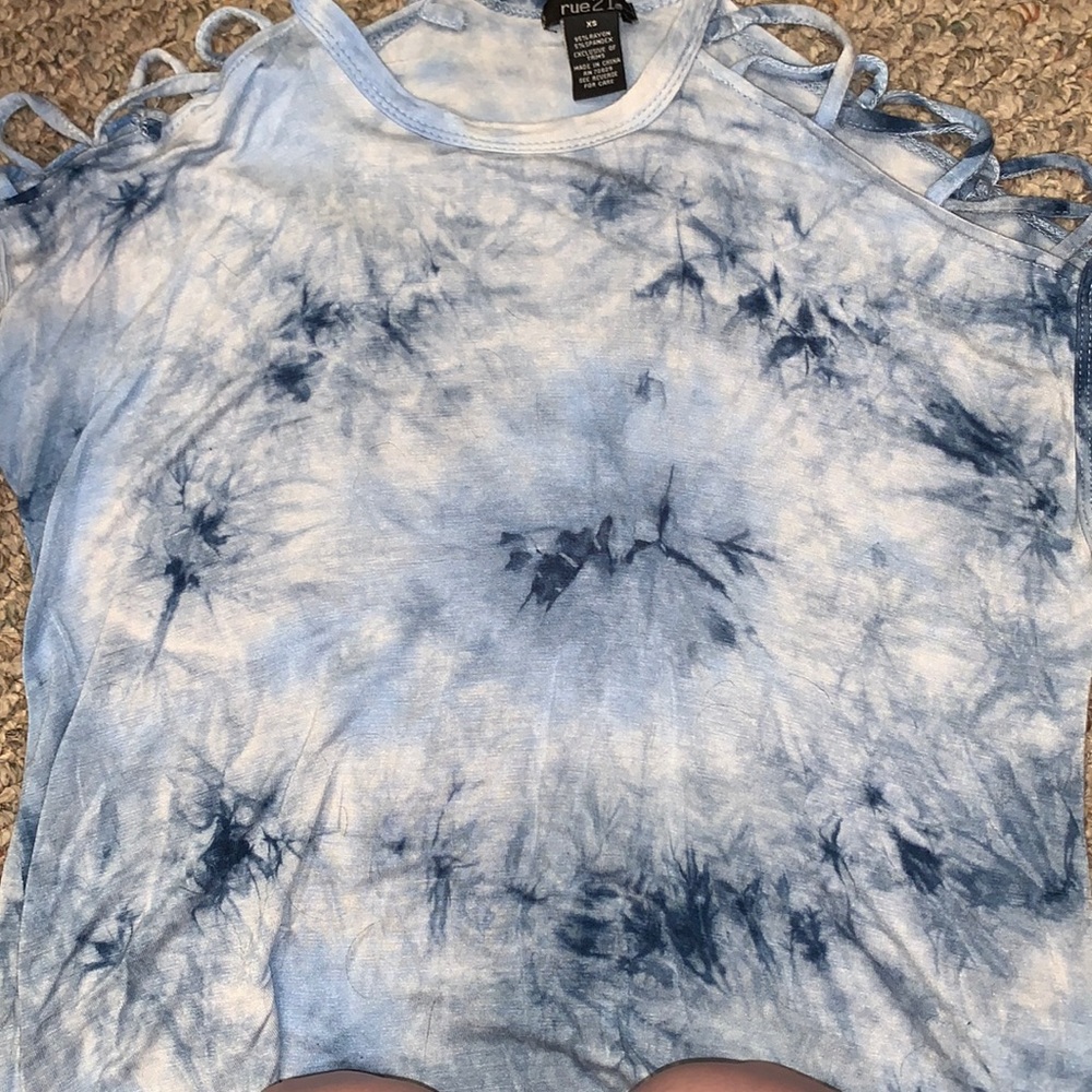 Women’s tie dye shirt
